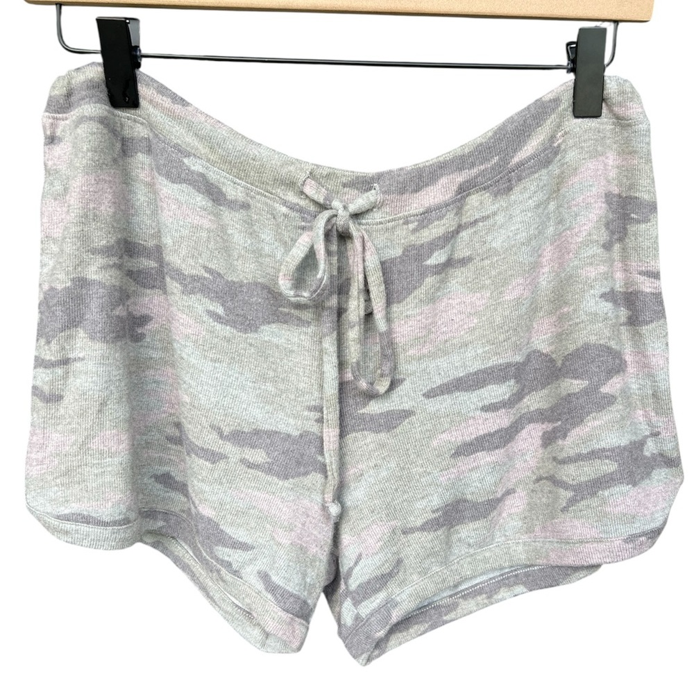 NWT Sundry Camo Dolphin Lounge Shorts